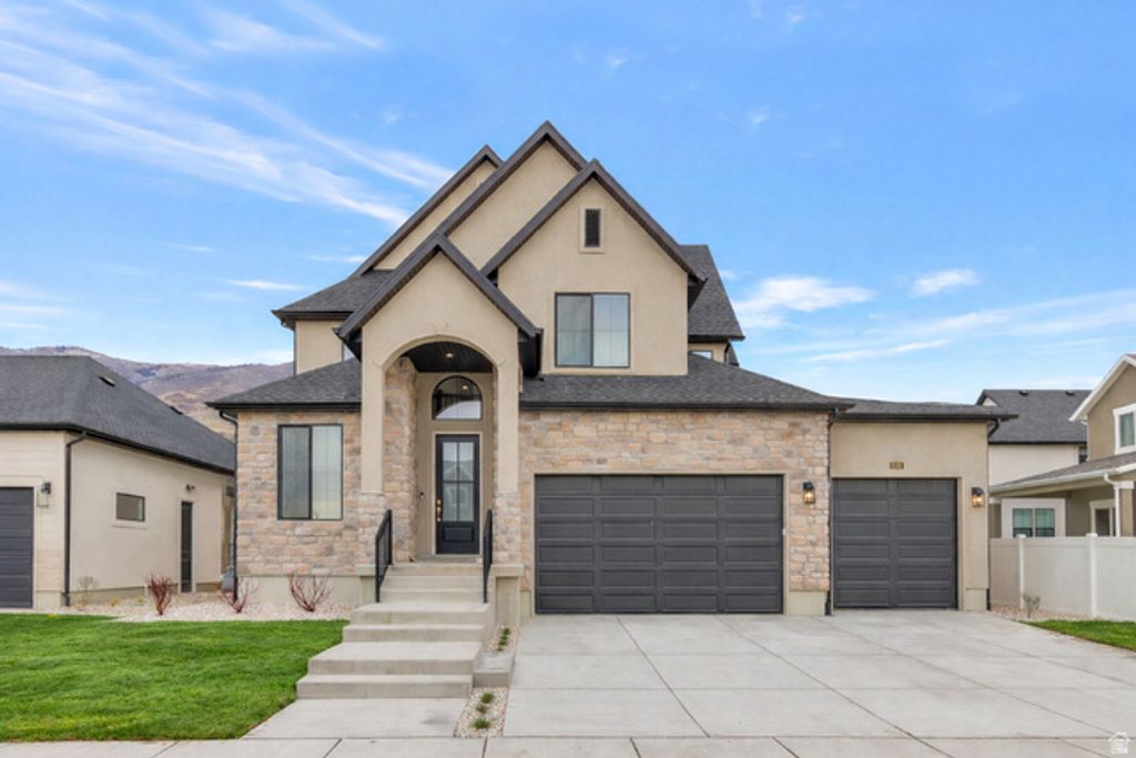 2132 N 725 W, Centerville, UT 84014