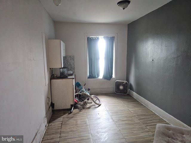 2139 W DIAMOND ST, Philadelphia, PA 19121