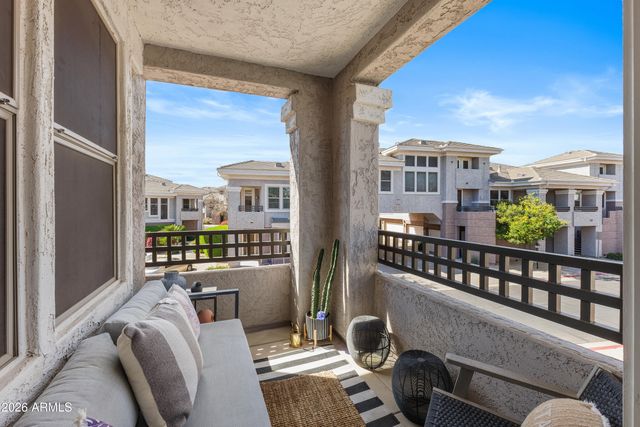 15221 N CLUBGATE Drive 2077, Scottsdale, AZ 85254