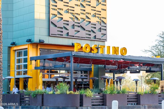 15221 N CLUBGATE Drive 2077, Scottsdale, AZ 85254