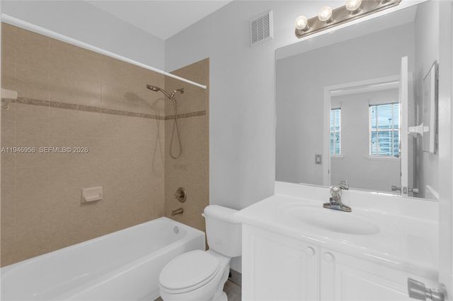 5400 NW 107th Ave 401, Doral, FL 33178