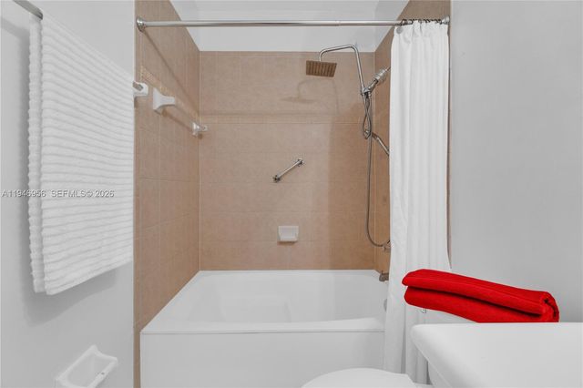 5400 NW 107th Ave 401, Doral, FL 33178