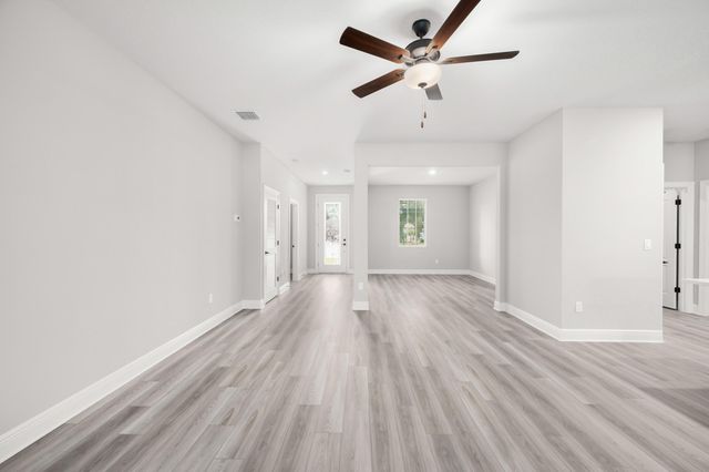 8016 102nd Court, Vero Beach, FL 32967