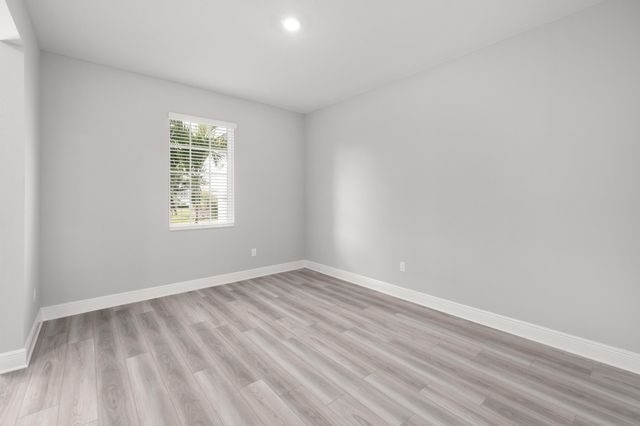 8016 102nd Court, Vero Beach, FL 32967