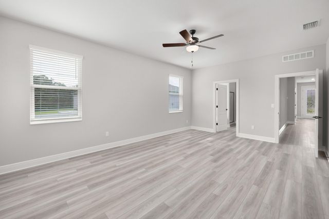 8016 102nd Court, Vero Beach, FL 32967