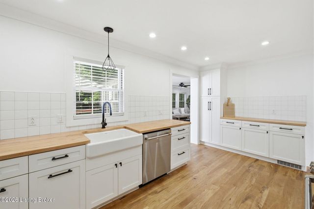 2808 Arden Rd, Louisville, KY 40220