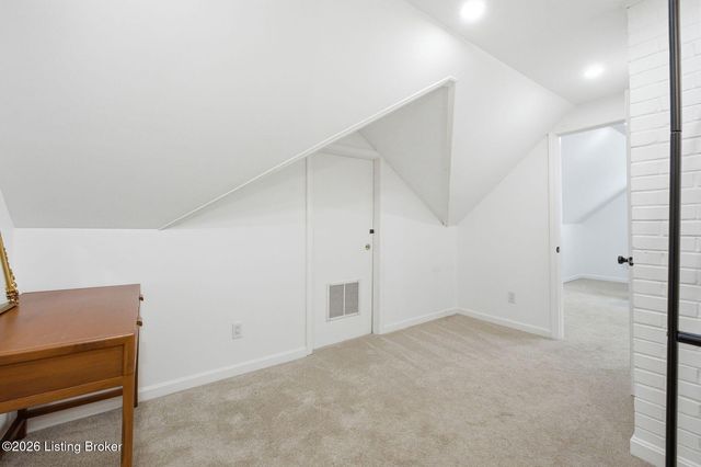 2808 Arden Rd, Louisville, KY 40220