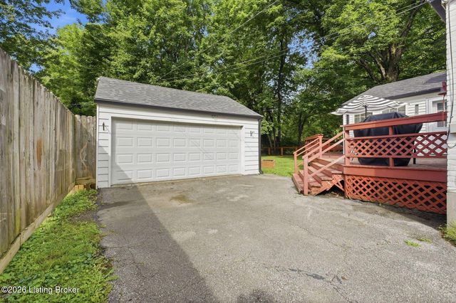 2808 Arden Rd, Louisville, KY 40220