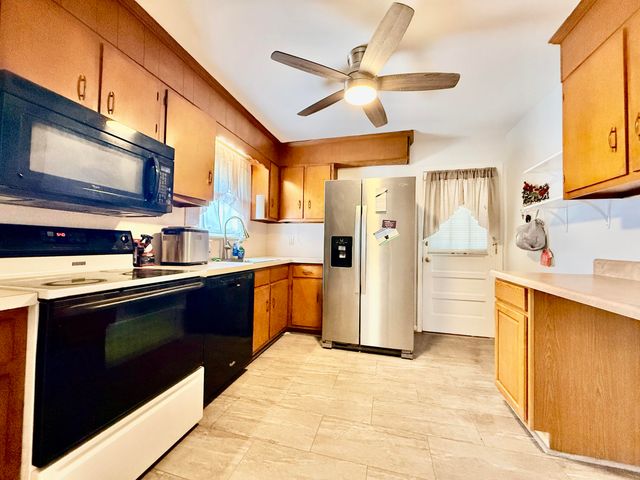 5838 Sierra DR, Roanoke, VA 24012