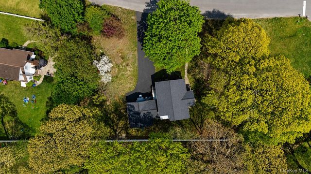 54 Linden Lane, Shirley, NY 11967
