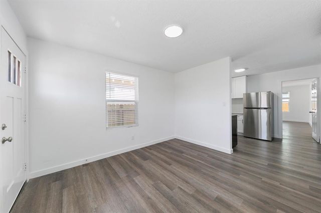 708 38th Street, Galveston, TX 77550