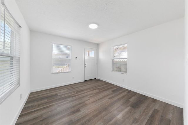 708 38th Street, Galveston, TX 77550