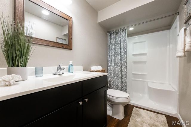 804 Bluff Ridge Ln Lane, Shiloh, IL 62221