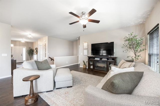 804 Bluff Ridge Ln Lane, Shiloh, IL 62221