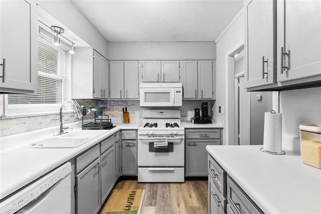 6390 EXECUTIVE Drive, Winston, GA 30187