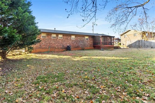 6390 EXECUTIVE Drive, Winston, GA 30187