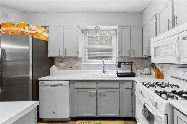 6390 EXECUTIVE Drive, Winston, GA 30187