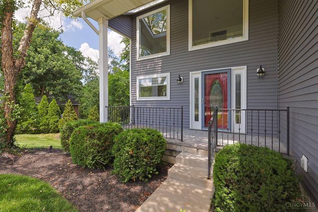 5614 Williamsburg Way, Fairfield, OH 45014