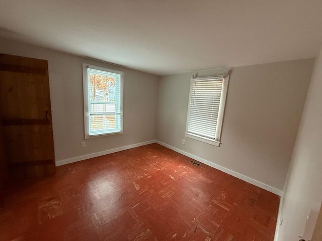 86 Lowell Road, Mashpee, MA 02649