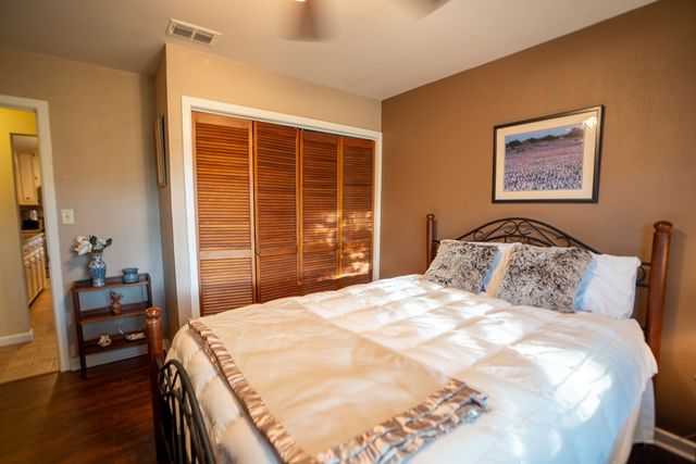 3273 Privilege Creek Rd, Pipe Creek, TX 78063