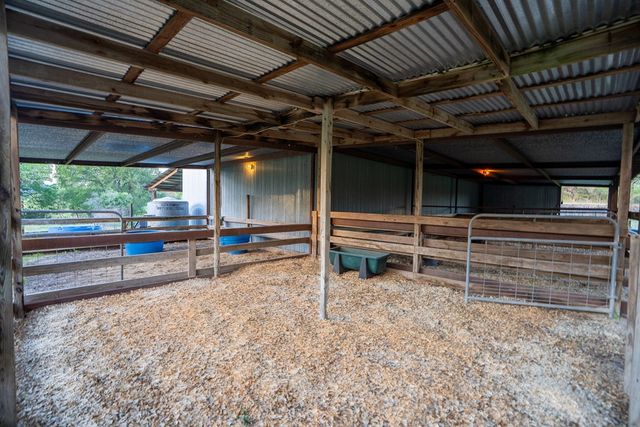 3273 Privilege Creek Rd, Pipe Creek, TX 78063