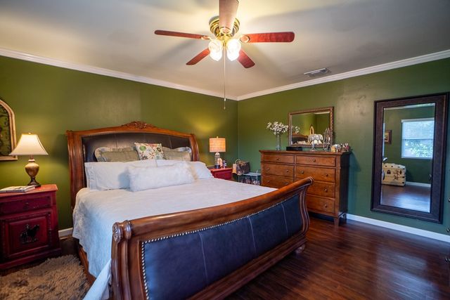 3273 Privilege Creek Rd, Pipe Creek, TX 78063