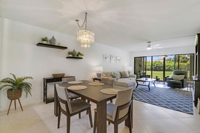 5121 Oak Hill Lane 412, Delray Beach, FL 33484