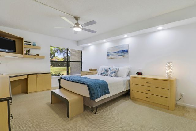 5121 Oak Hill Lane 412, Delray Beach, FL 33484