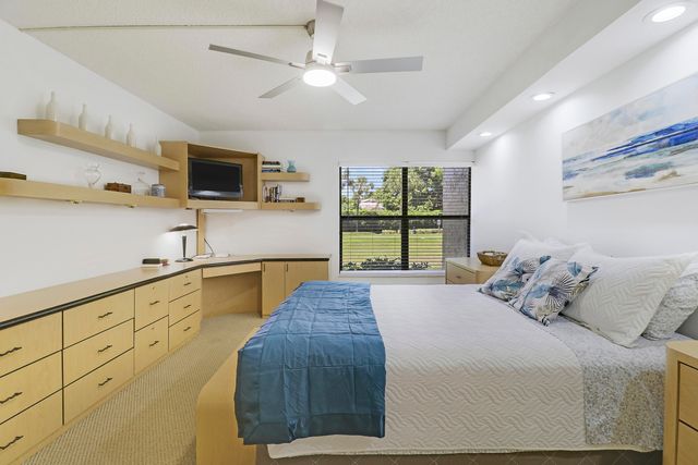 5121 Oak Hill Lane 412, Delray Beach, FL 33484