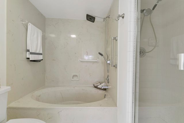 5121 Oak Hill Lane 412, Delray Beach, FL 33484