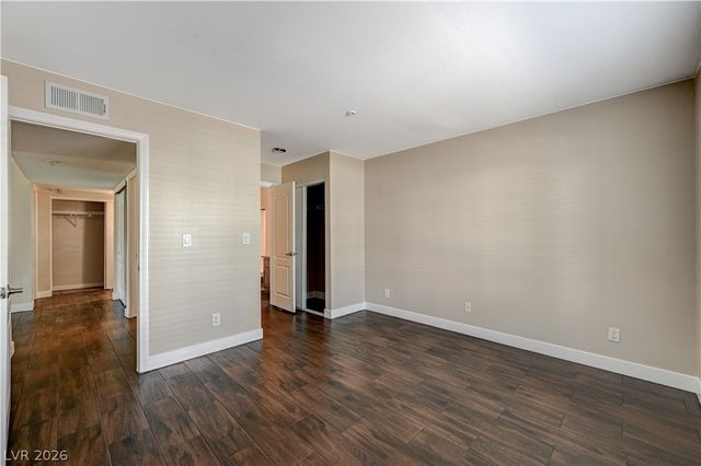 2120 Sealion Drive 108, Las Vegas, NV 89128