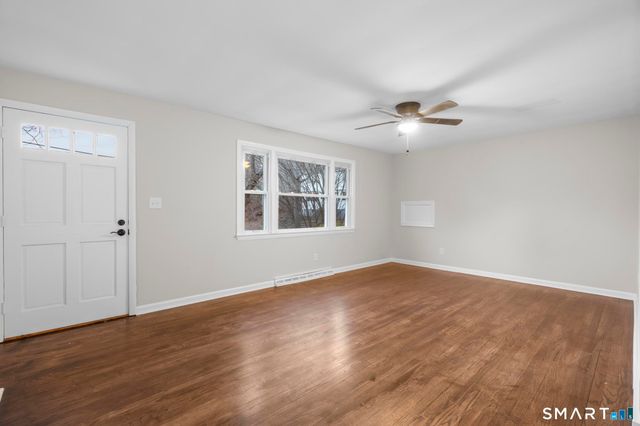 3 Highview Lane, New Haven, CT 06513