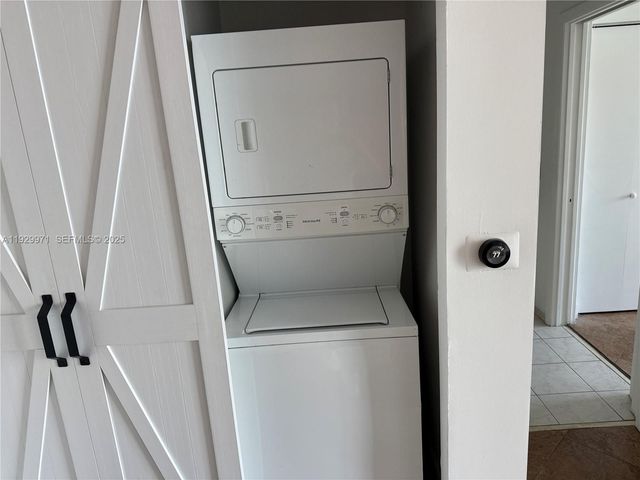 2275 BISCAYNE BL 1003, Miami, FL 33137