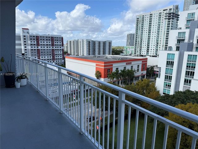 2275 BISCAYNE BL 1003, Miami, FL 33137