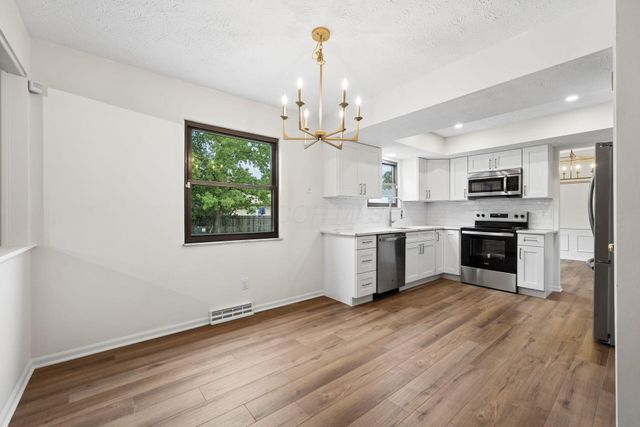 2900 Granada Hills Drive, Columbus, OH 43231