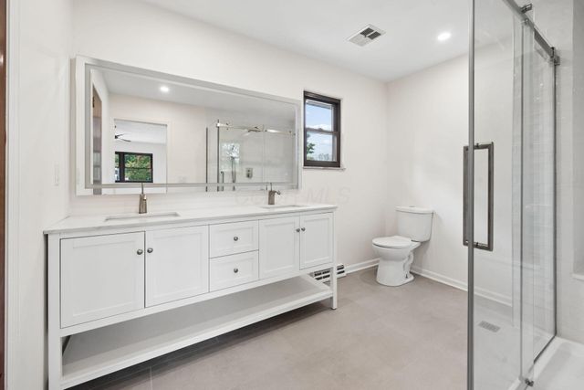 2900 Granada Hills Drive, Columbus, OH 43231