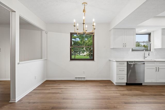 2900 Granada Hills Drive, Columbus, OH 43231