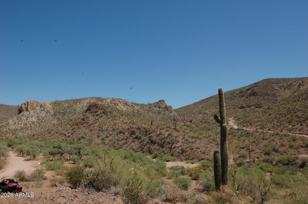 Image 12 of property listing at 37700 S Cow Creek Road 54, Morristown, AZ 85342