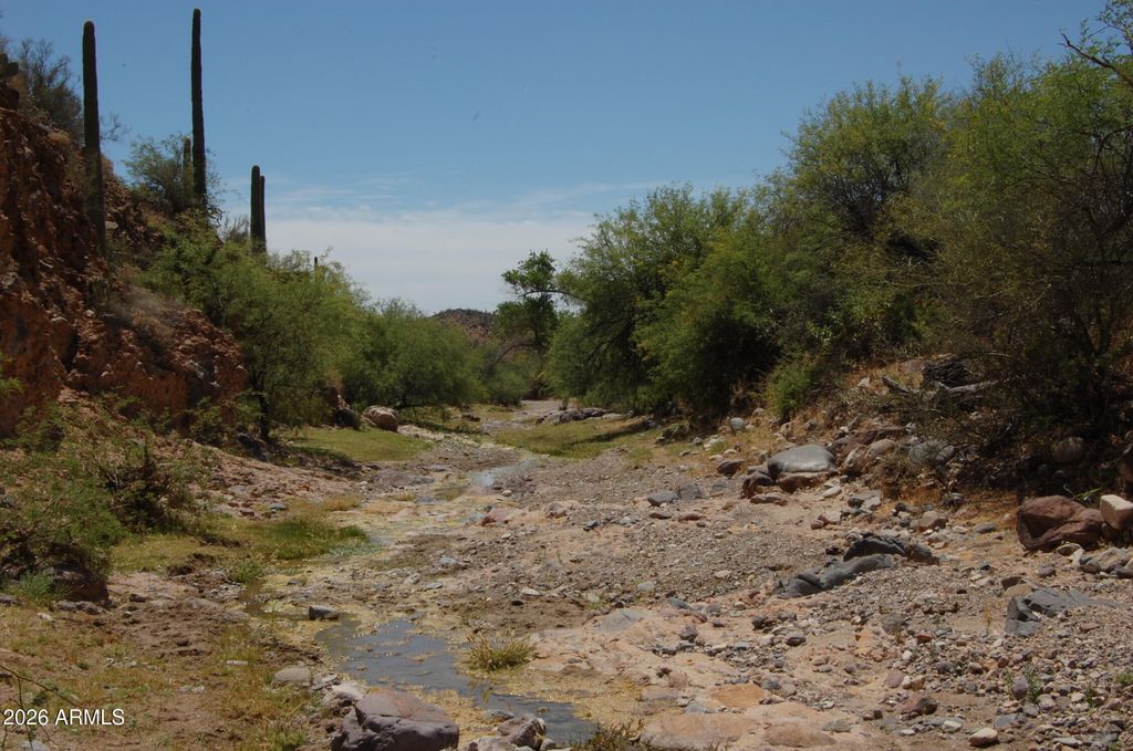 Image 32 of property listing at 37700 S Cow Creek Road 54, Morristown, AZ 85342