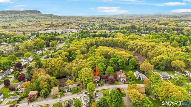 123-125 Oakland Road, Southington, CT 06489