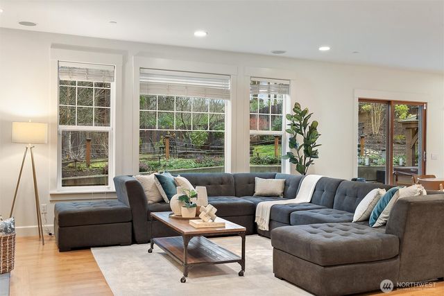 9544 NE 188th Street, Bothell, WA 98011