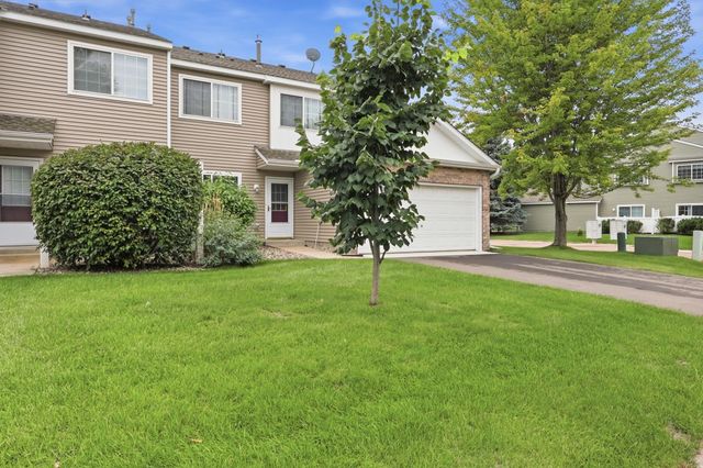 1216 Elmwood Avenue, Shakopee, MN 55379