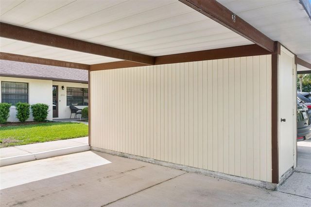 12418 ORANGEWOOD CIRCLE, Tavares, FL 32778