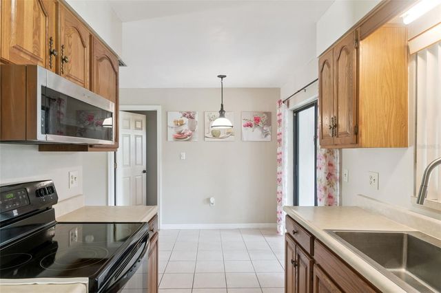 12418 ORANGEWOOD CIRCLE, Tavares, FL 32778