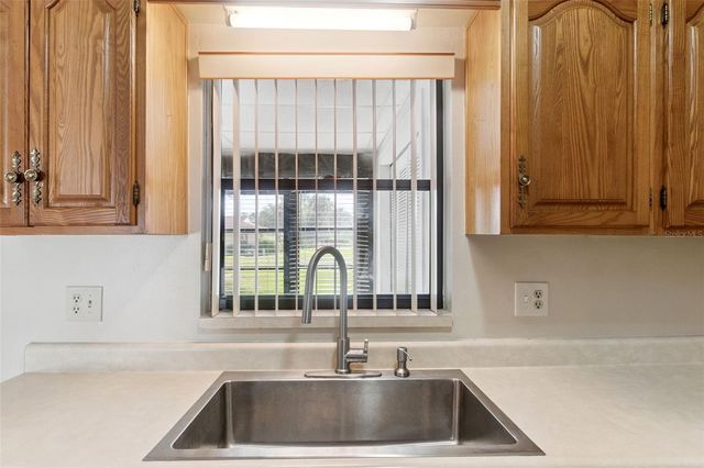 12418 ORANGEWOOD CIRCLE, Tavares, FL 32778