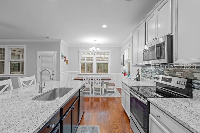 14 Sandpiper Dr, Beaufort, SC 29907