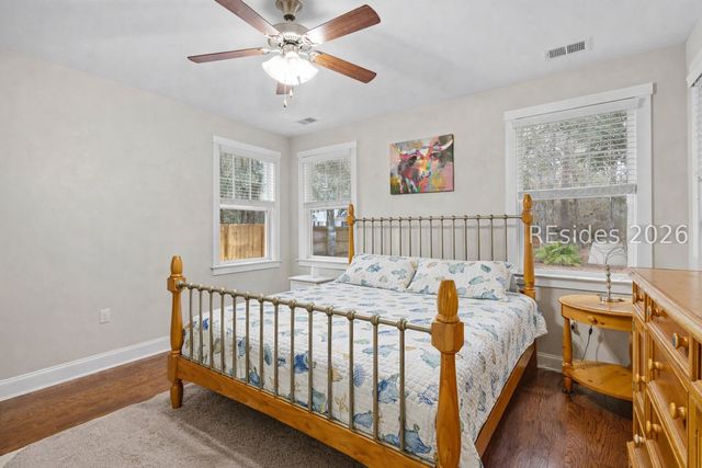 14 Sandpiper Dr, Beaufort, SC 29907