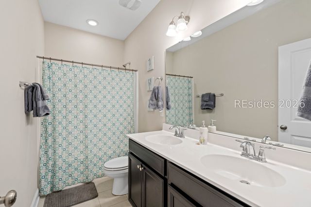 14 Sandpiper Dr, Beaufort, SC 29907