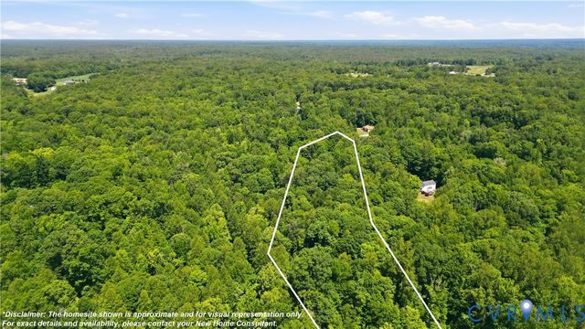 9905 Old Dirt Rd, Quinton, VA 23141