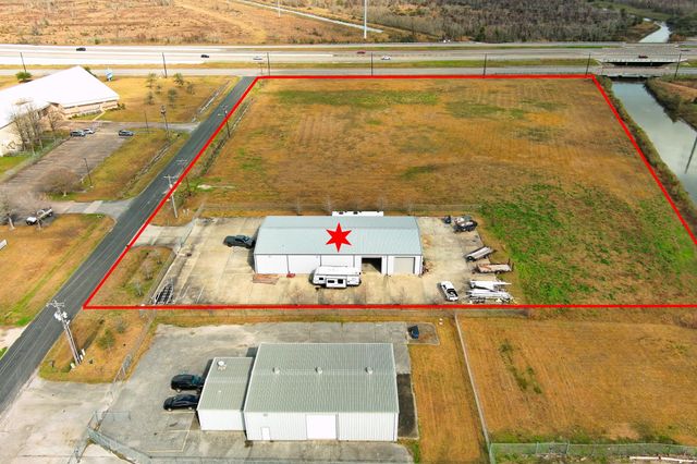 1070 Pine, Texas City, TX 77591